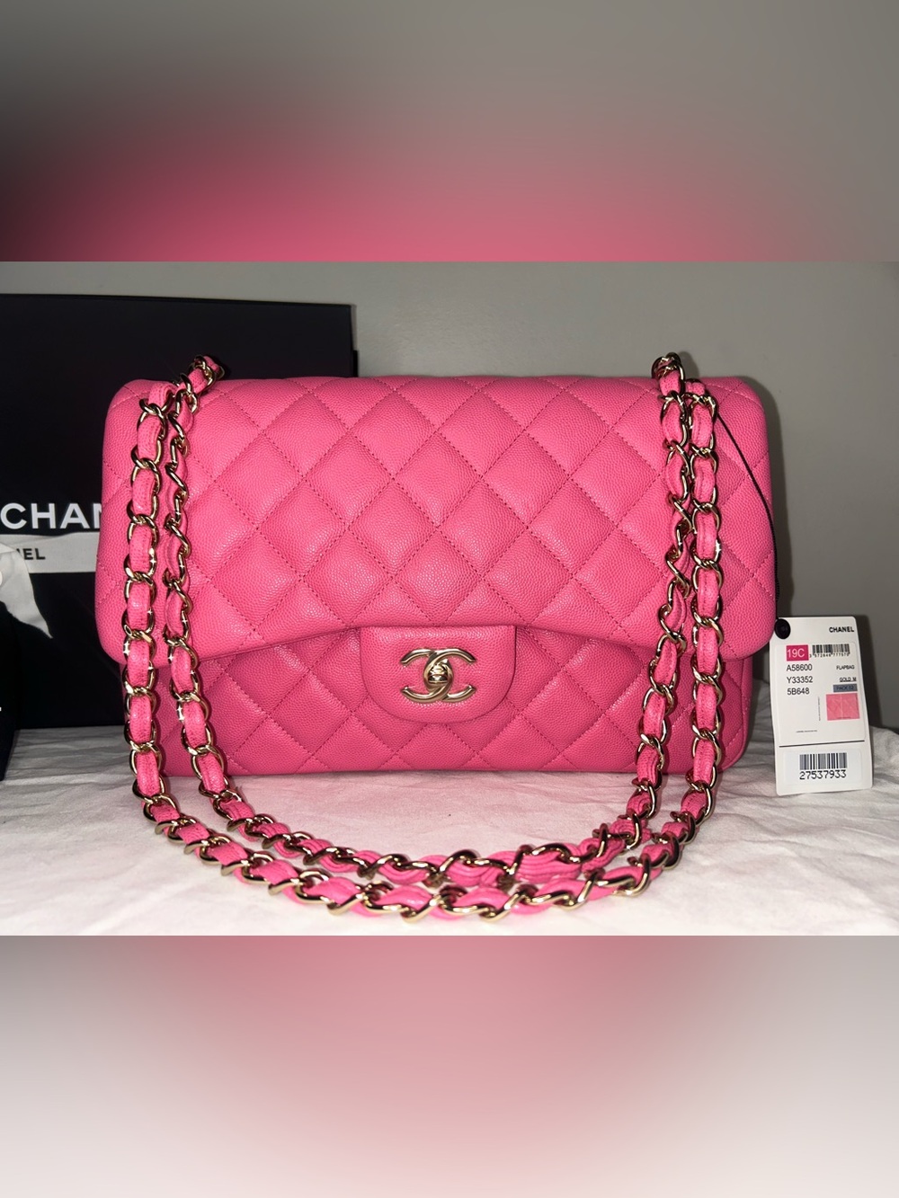 NEW! CHANEL Jumbo Double Flap Quilted Caviar Handbag Pink / Gold Hardware